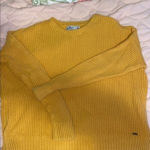 Hollister Sweater
